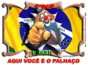 aqui voce  o palhao